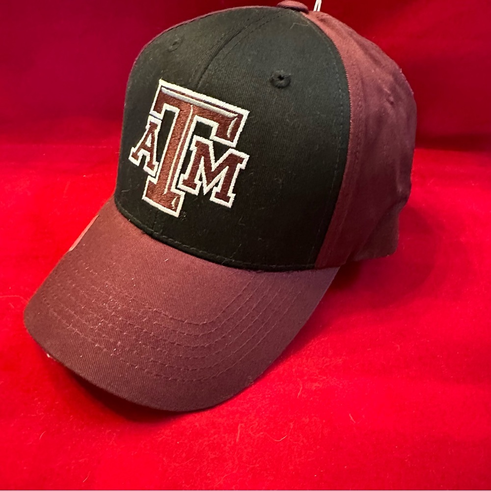 Texas A&M maroon and black baseball cap